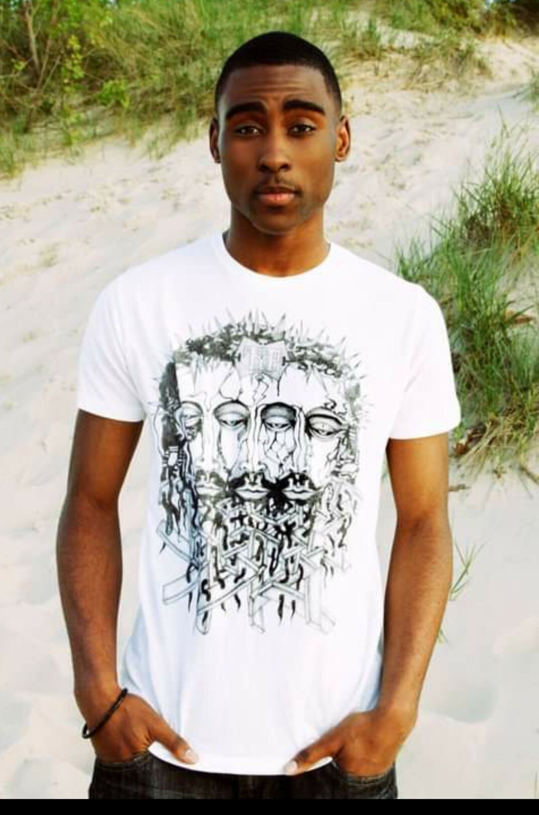 Unisex Vintage Organic Cotton Short Sleeve T-shirt with Three Faces Fine Art design